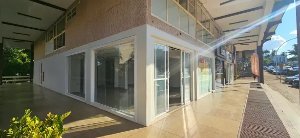 Ponto Comercial para alugar, 168m² no Asa Norte, Brasília