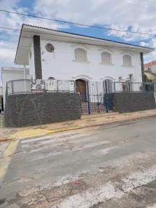 Prédio Comercial com 10 Quartos para alugar, 514m² no Centro, Bauru