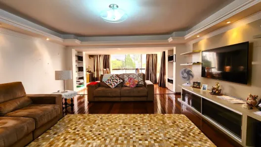 Casa com 4 Quartos à venda, 225m² no Jardim Lindóia, Porto Alegre