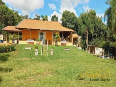 Fazenda/Sítio com 2 Quartos à venda, 299m² no Vila Prado, São Carlos