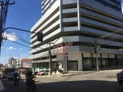 Sala Comercial para alugar, 35m² no Imbetiba, Macaé