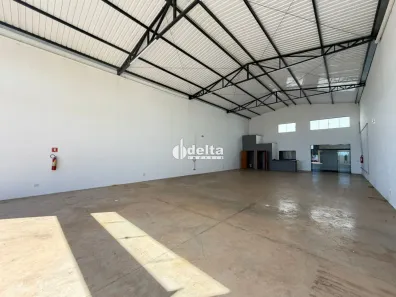 Ponto Comercial para alugar, 280m² no Loteamento Portal do Vale II, Uberlândia