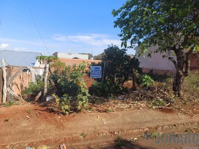 Lote/Terreno à venda, 370m² no Jardim Tarobá, Apucarana
