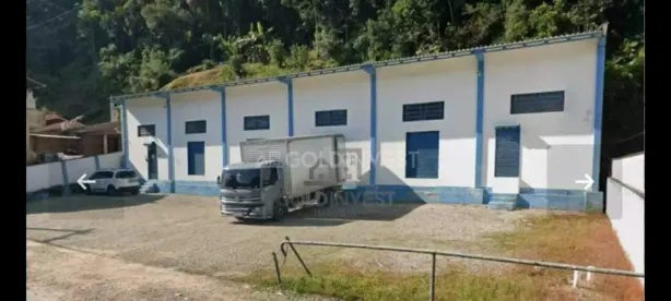 Galpão/Depósito/Armazém à venda, 450m² no Nova Brasília, Brusque