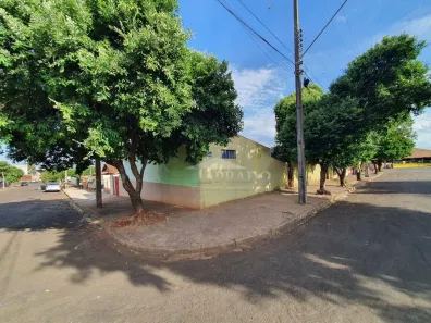 Casa com 5 Quartos à venda, 40m² no Centro, Ibiporã