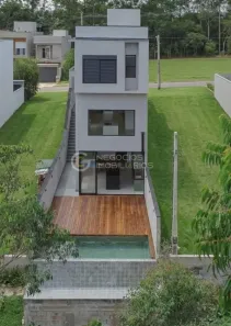 Casa de Condomínio com 3 Quartos à venda, 150m² no Villas do Jaguari, Santana de Parnaíba