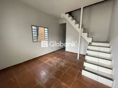 Casa com 1 Quarto à venda, 90m² no Panorama II, Montes Claros