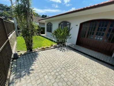 Casa com 3 Quartos à venda, 110m² no Itaum, Joinville