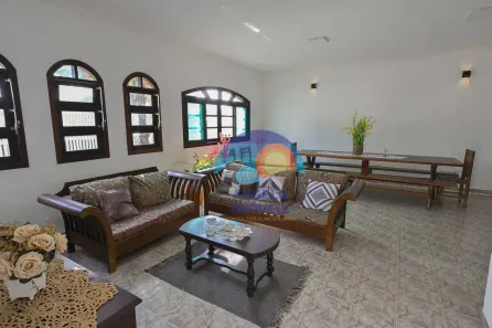 Sobrado com 5 Quartos à venda, 260m² no Centro, Peruíbe