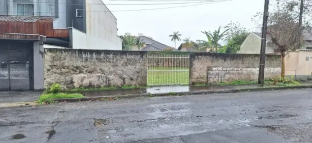 Lote/Terreno à venda, 450m² no Saguaçu, Joinville