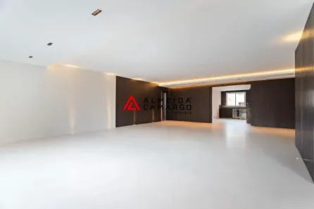 Apartamento com 3 Quartos à venda, 240m² no Itaim Bibi, São Paulo