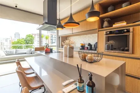 Sala Comercial com 1 Quarto para venda ou aluguel, 56m² no Pinheiros, São Paulo