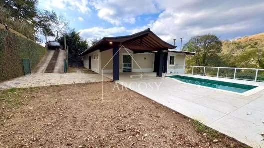 Casa de Condomínio com 4 Quartos para alugar, 3000m² no Itaipava, Petrópolis