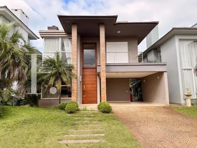 Sobrado com 4 Quartos à venda, 224m² no Atlântida Sul, Osório