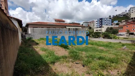 Lote/Terreno à venda, 893m² no Jardim Quisisana, Poços de Caldas