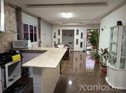 Apartamento com 3 Quartos para alugar, 220m² no Camará, Aquiraz
