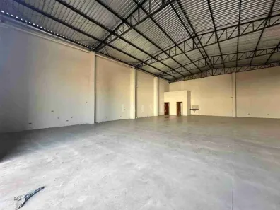 Imóvel Comercial com 1 Quarto para alugar, 300m² no Centro, Londrina