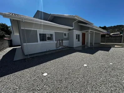 Casa com 3 Quartos à venda, 134m² no Forquilhinha, São José