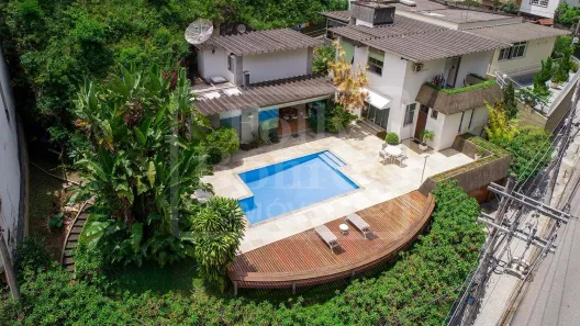 Casa com 3 Quartos à venda, 436m² no Centro, Nova Friburgo
