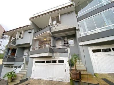 Casa de Condomínio com 3 Quartos à venda, 215m² no Jardim Isabel, Porto Alegre
