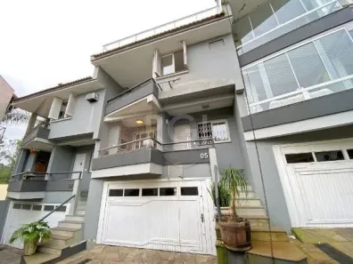 Casa de Condomínio com 3 Quartos à venda, 215m² no Jardim Isabel, Porto Alegre