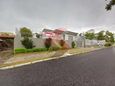 Casa com 3 Quartos para alugar, 200m² no Igara, Canoas