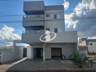 Ponto Comercial para alugar, 74m² no Novo Mundo, Uberlândia