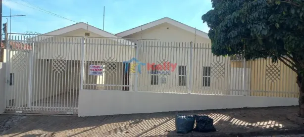 Casa com 3 Quartos à venda, 208m² no Jardim São Paulo, Presidente Prudente