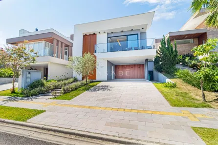 Casa de Condomínio com 3 Quartos à venda, 240m² no São Vicente, Gravataí