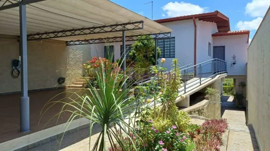 Casa com 3 Quartos à venda, 234m² no Caxambu, Jundiaí