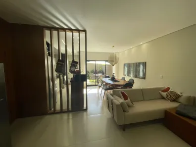 Casa de Condomínio com 3 Quartos à venda, 147m² no Jardins Capri, Senador Canedo