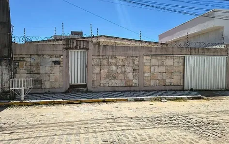 Casa com 3 Quartos à venda, 150m² no Lagoa Nova, Natal