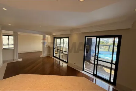 Apartamento com 3 Quartos para alugar, 216m² no Cidade Monções, São Paulo