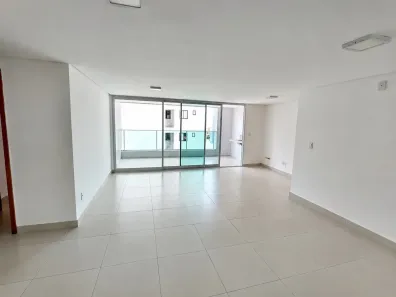 Apartamento com 4 Quartos para alugar, 136m² no Cabo Branco, João Pessoa