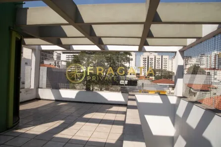 Casa com 4 Quartos para alugar, 200m² no Indianópolis, São Paulo