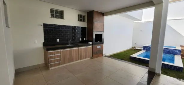 Casa de Condomínio com 3 Quartos para alugar, 215m² no Shopping Park, Uberlândia