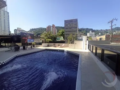 Apartamento com 4 Quartos à venda, 331m² no Centro, Florianópolis