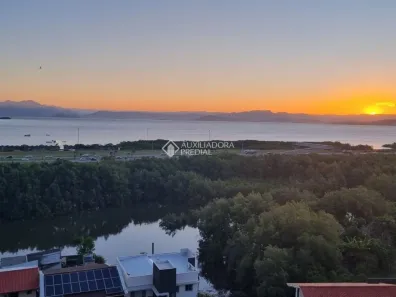 Apartamento com 3 Quartos à venda, 77m² no Costeira do Pirajubaé, Florianópolis