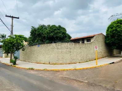 Casa com 6 Quartos à venda, 218m² no Vila Pacífico, Bauru