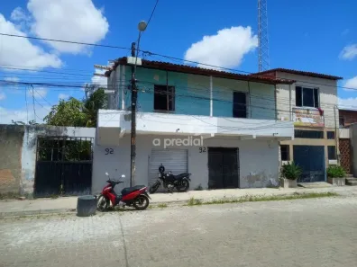 Sobrado com 5 Quartos à venda, 360m² no Barroso, Fortaleza