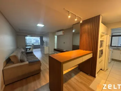 Apartamento com 2 Quartos para alugar, 81m² no Vila Nova, Blumenau