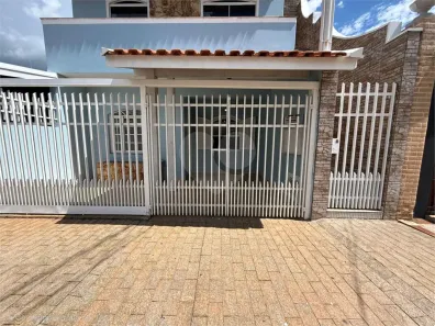 Casa com 2 Quartos à venda, 76m² no Jardim Itália, Itapetininga