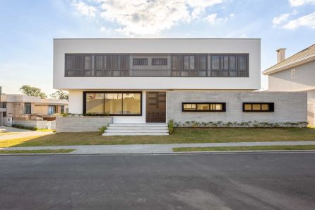 Casa de Condomínio com 4 Quartos à venda, 405m² no Campo Pequeno, Colombo