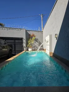 Casa com 3 Quartos à venda, 170m² no Parque das Flores, Goiânia