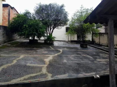 Casa com 2 Quartos à venda, 200m² no Laranjeiras, Betim