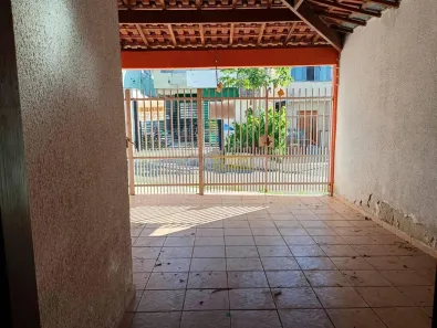 Sobrado com 3 Quartos para venda ou aluguel, 150m² no Jardim Princesa, Pindamonhangaba