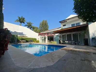 Casa de Condomínio com 4 Quartos à venda, 597m² no Zona 08, Maringá