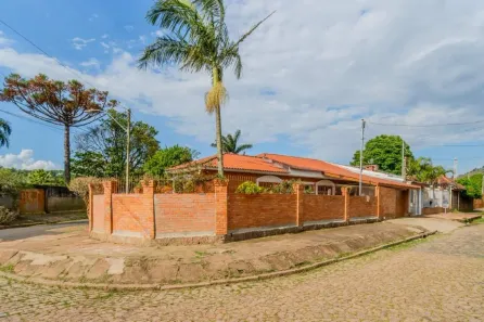 Casa com 3 Quartos à venda, 139m² no Guarujá, Porto Alegre