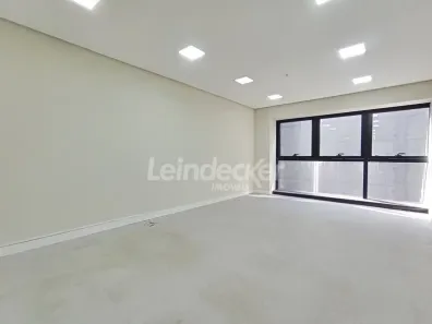 Sala Comercial para alugar, 40m² no Praia de Belas, Porto Alegre
