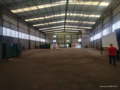 Galpão/Depósito/Armazém para alugar, 2550m² no Jardim Califórnia, Barueri